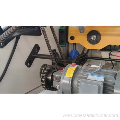 Plastic PE Pipe Hauling Machine For Extruder